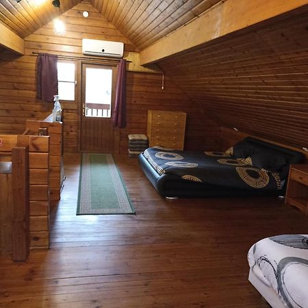 Bury  Chalet A La Campagne מראה חיצוני תמונה