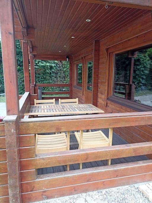 Bury  Chalet A La Campagne מראה חיצוני תמונה